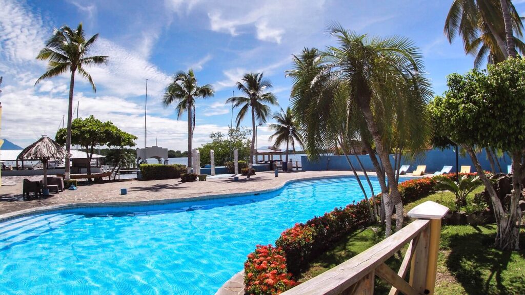 Hoteles de playa El Salvador todo incluido